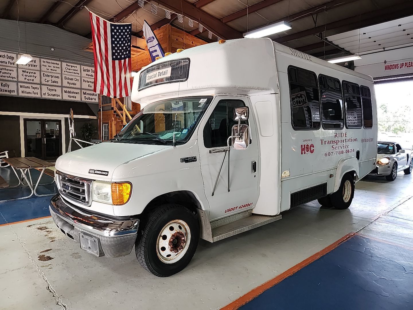 Ford E-450