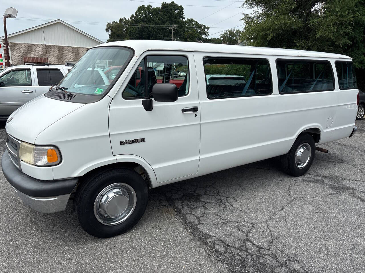 Dodge Ram Wagon