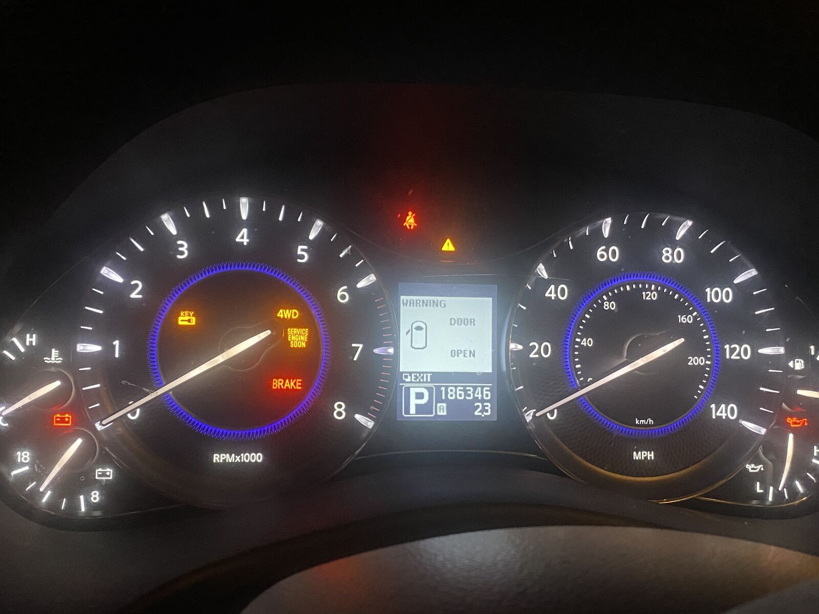 Infiniti QX56