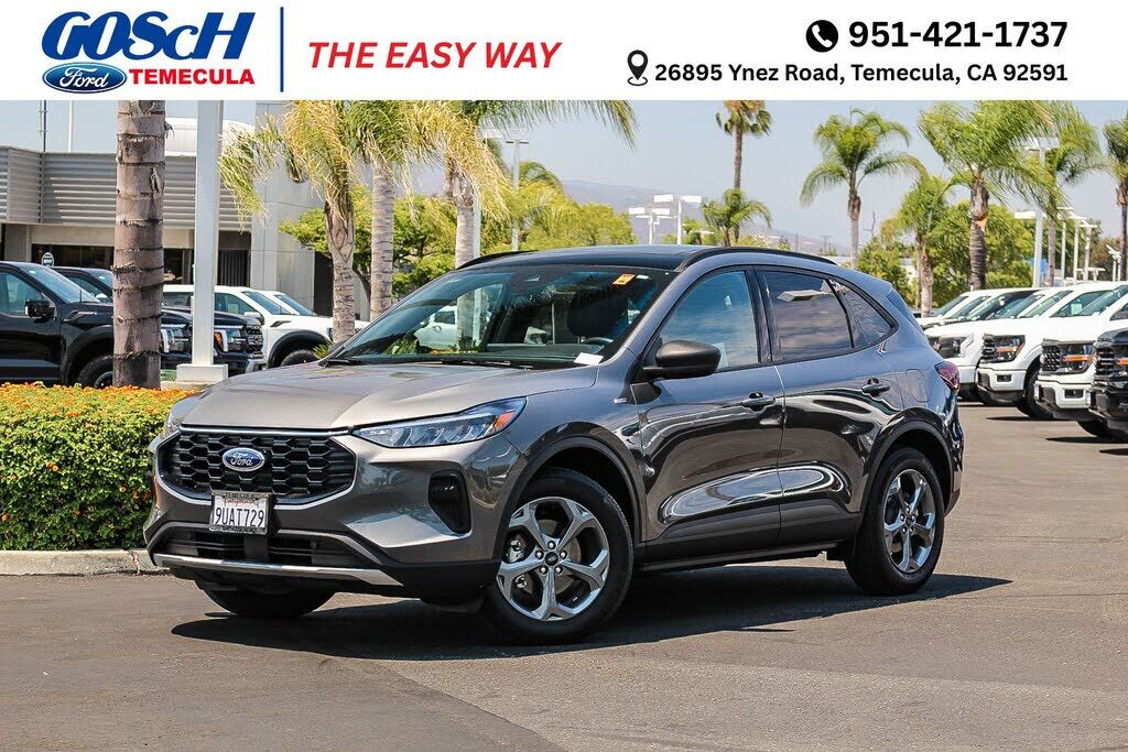 2025 FORD Escape