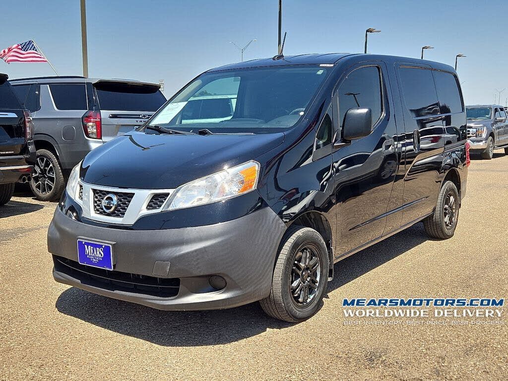 Nissan NV200
