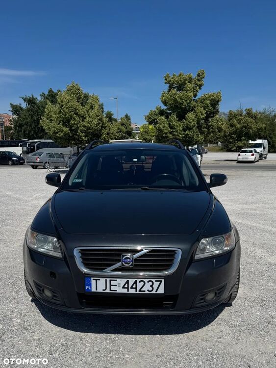 Volvo V50
