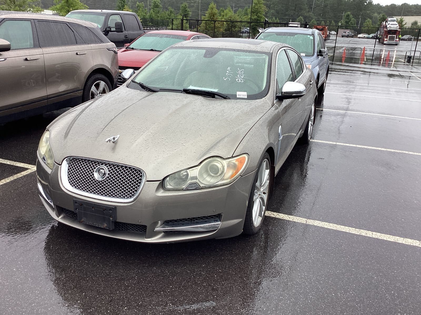 Jaguar XF