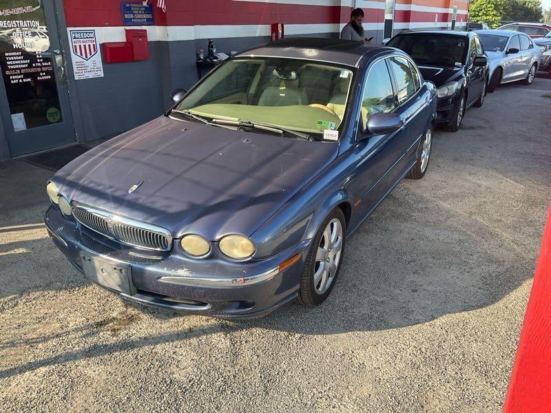 Jaguar X-Type