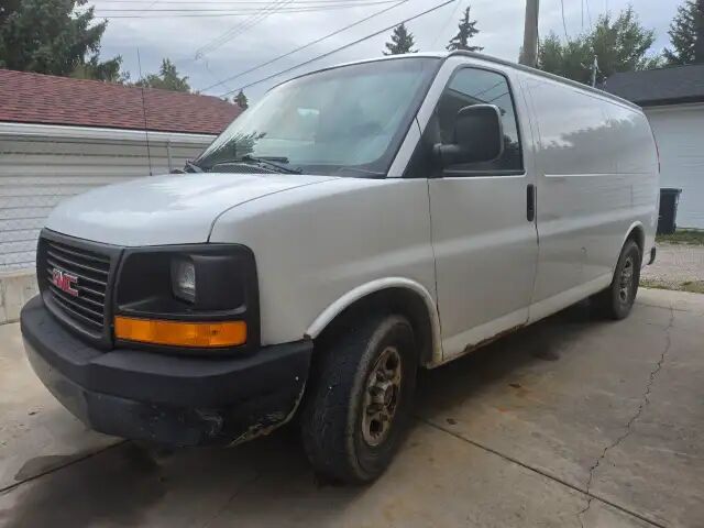 GMC Savana