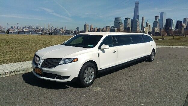 Lincoln MKT