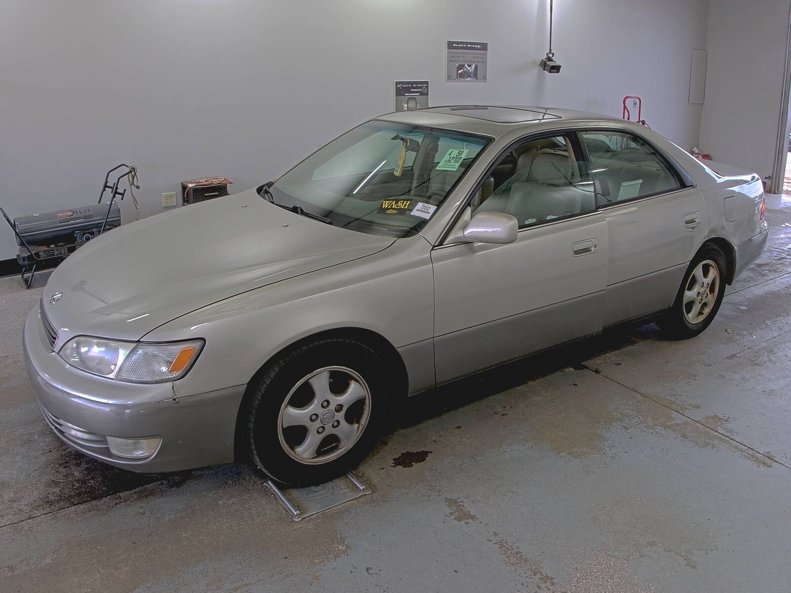 Lexus ES