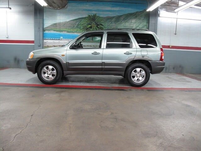 Mazda Tribute