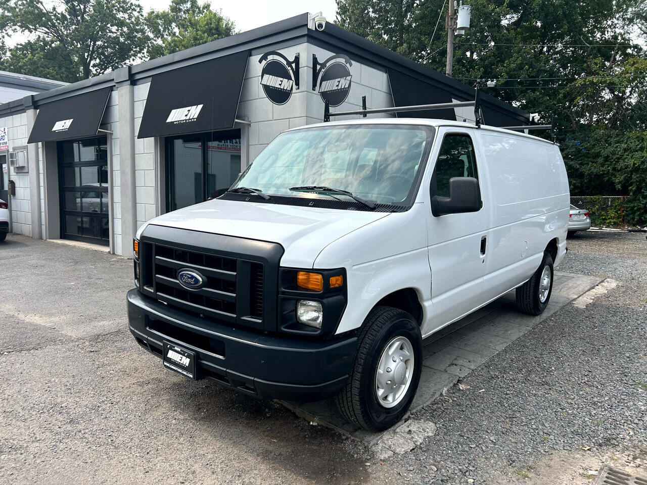 Ford E-250