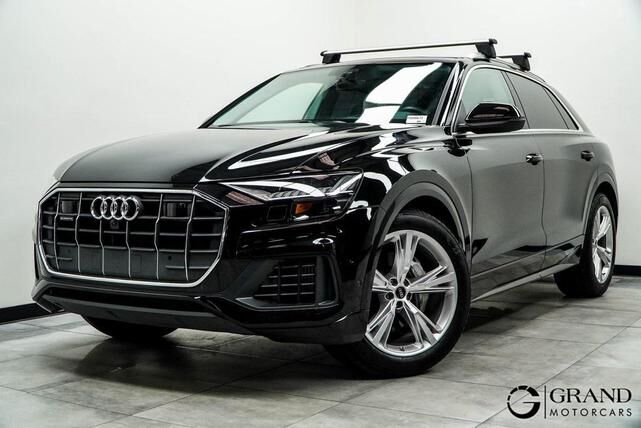 2023 AUDI Q8
