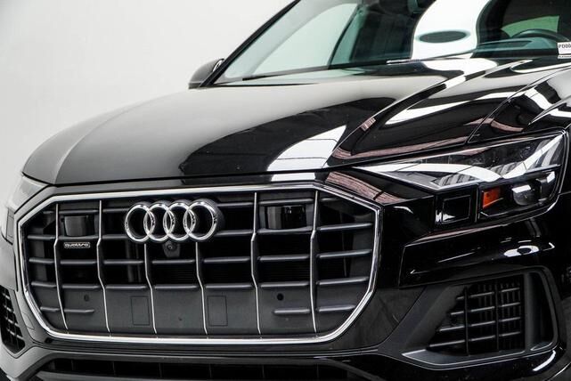 2023 Audi Q8