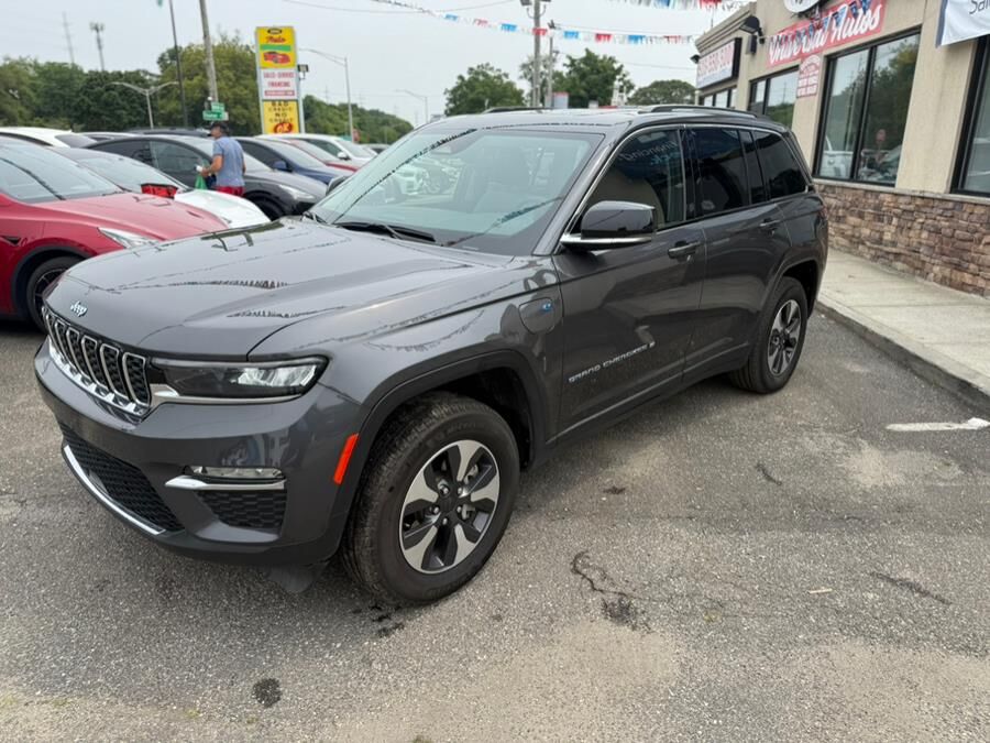 2023 JEEP Grand Cherokee