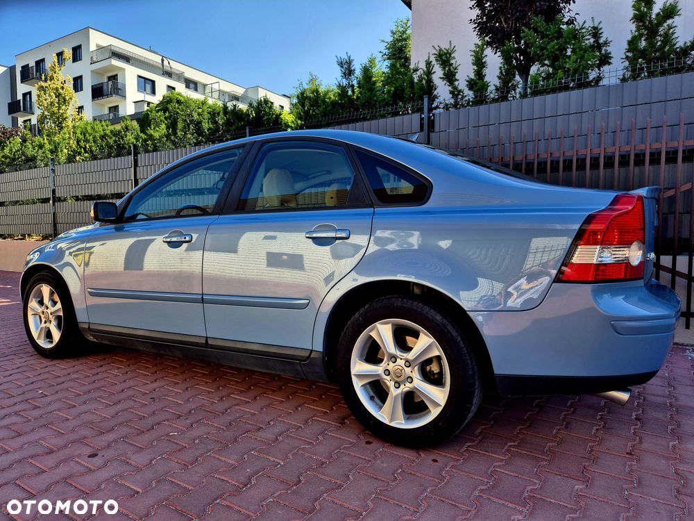 Volvo S40