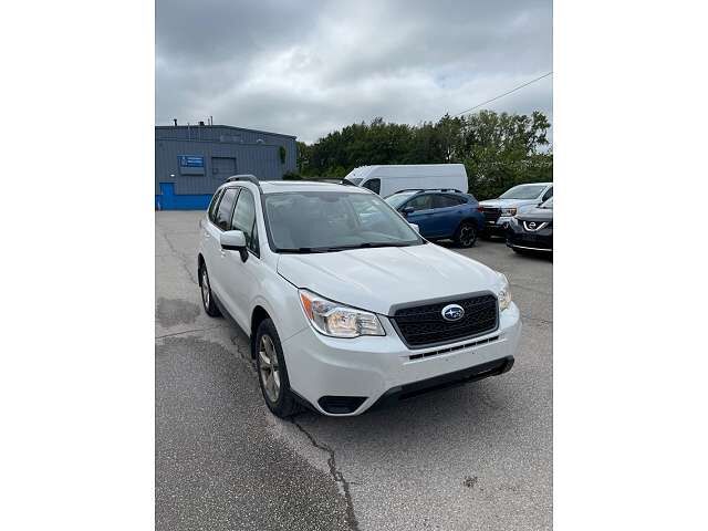 2015 SUBARU Forester