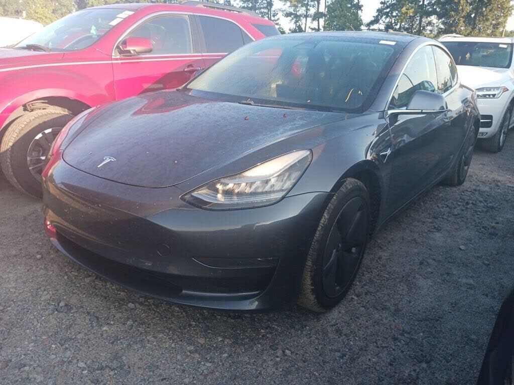 2020 TESLA Model 3