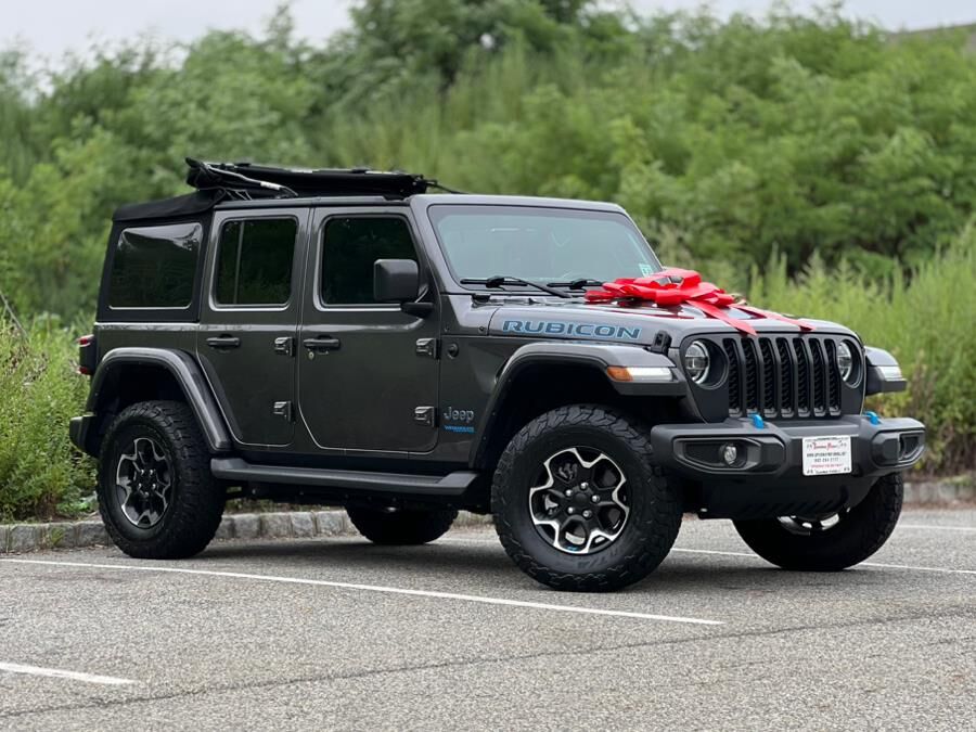 2022 JEEP Wrangler