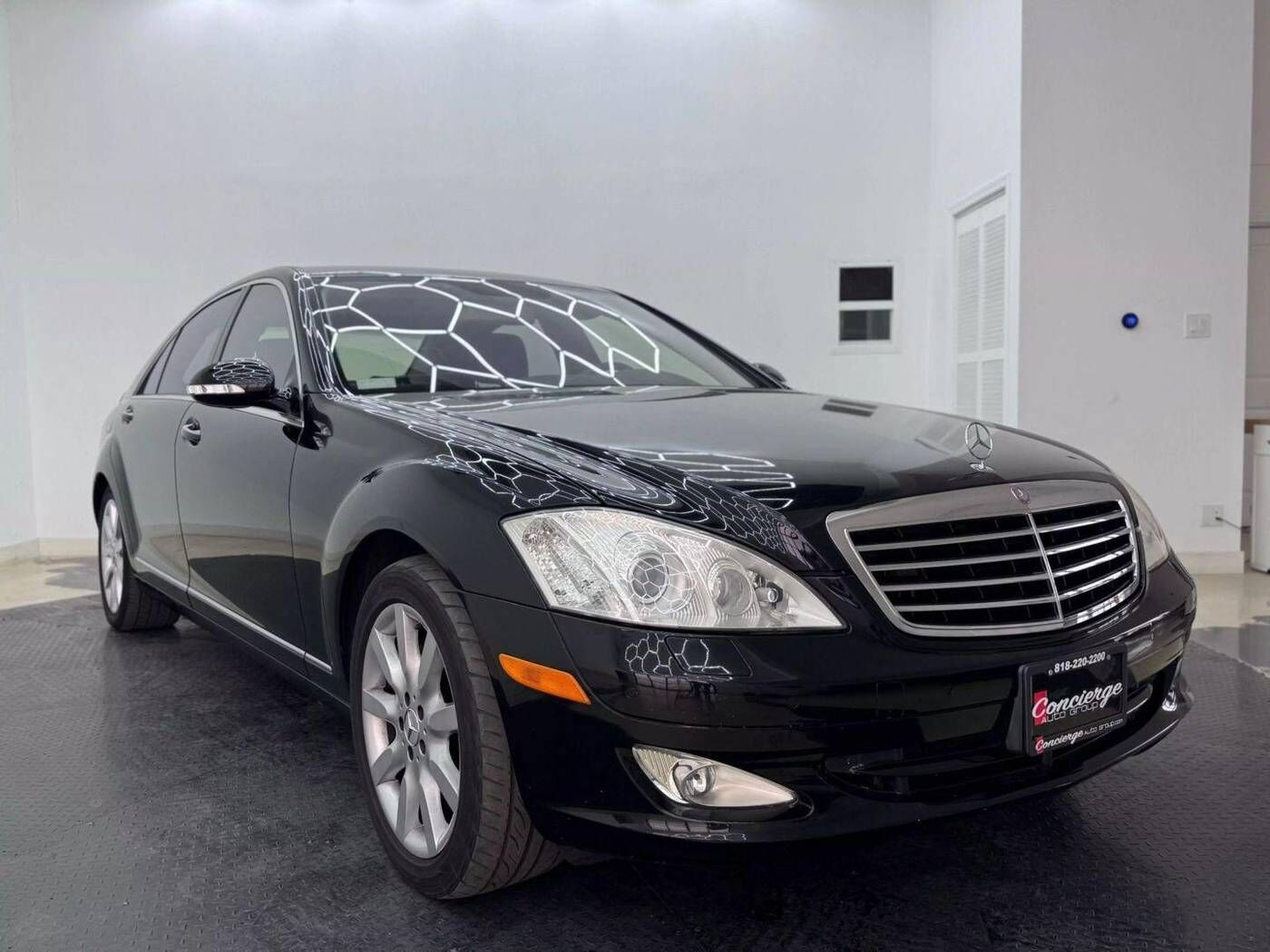 MERCEDES-BENZ