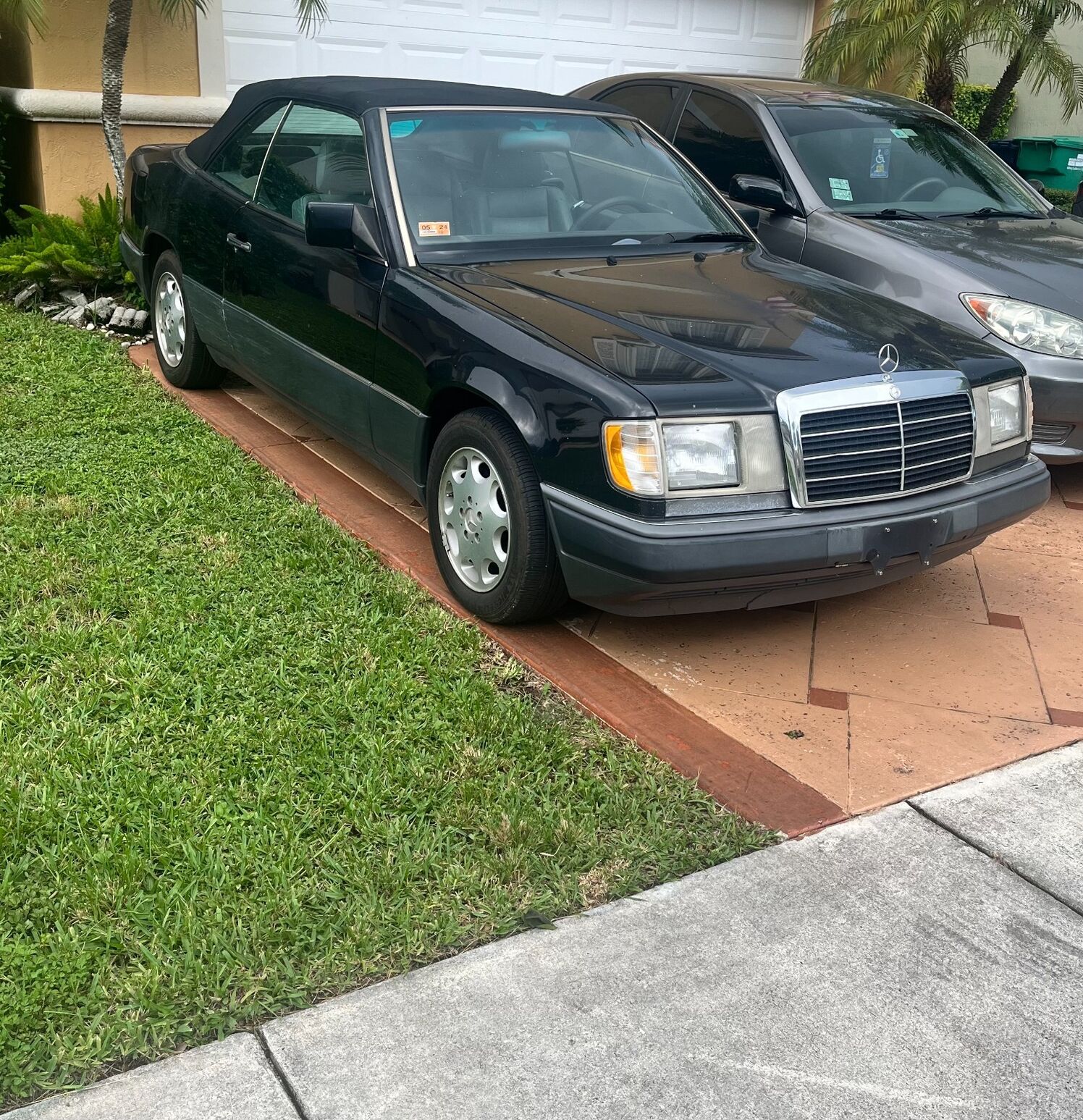 Mercedes-Benz 300