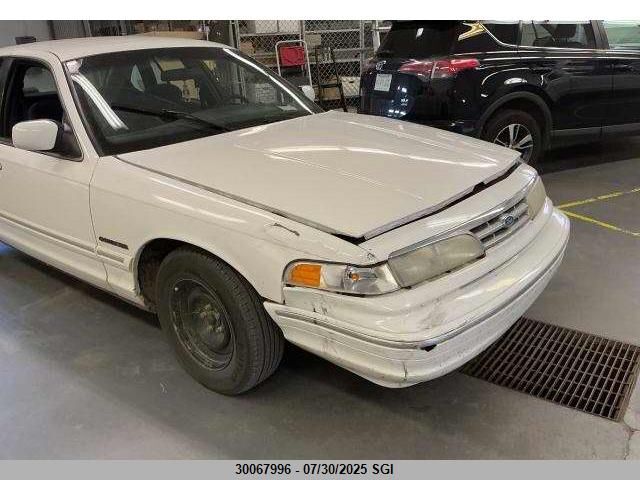 Ford Crown Victoria