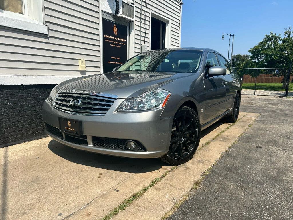 Infiniti M35