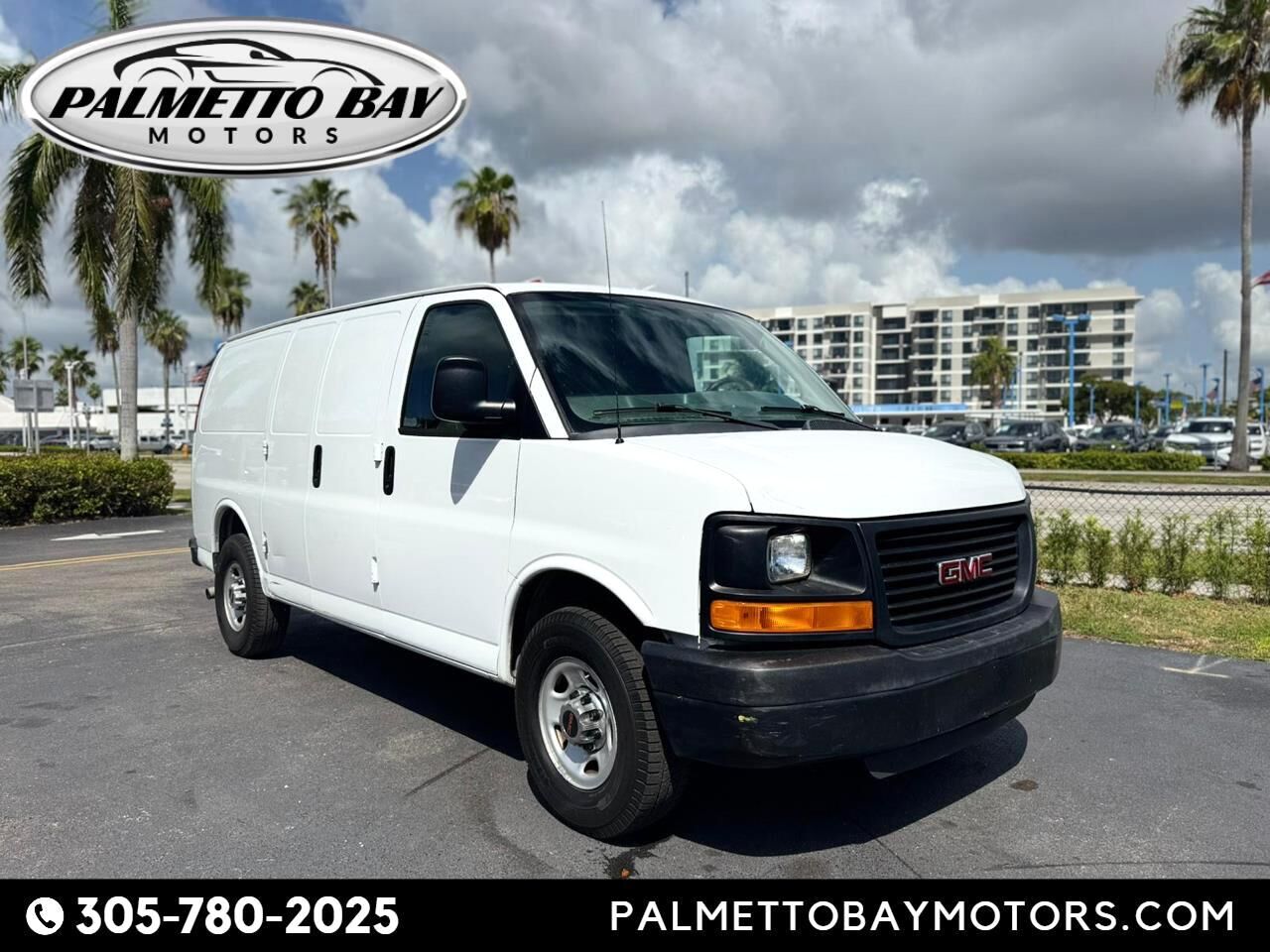 GMC Savana