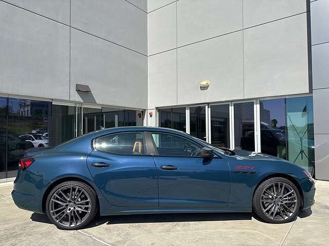 2024 MASERATI Ghibli
