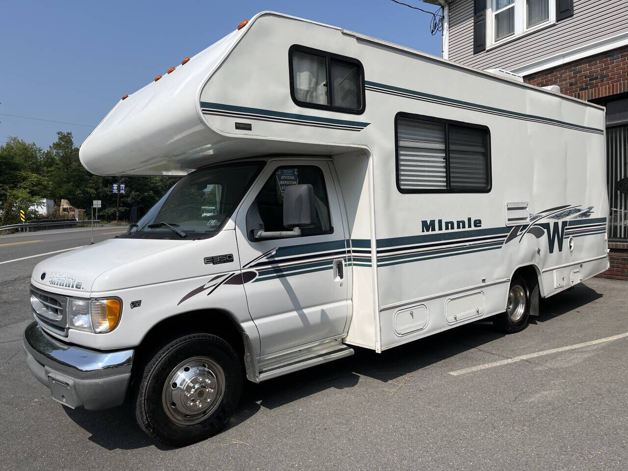 Ford E-350