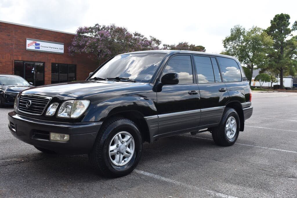 Lexus LX