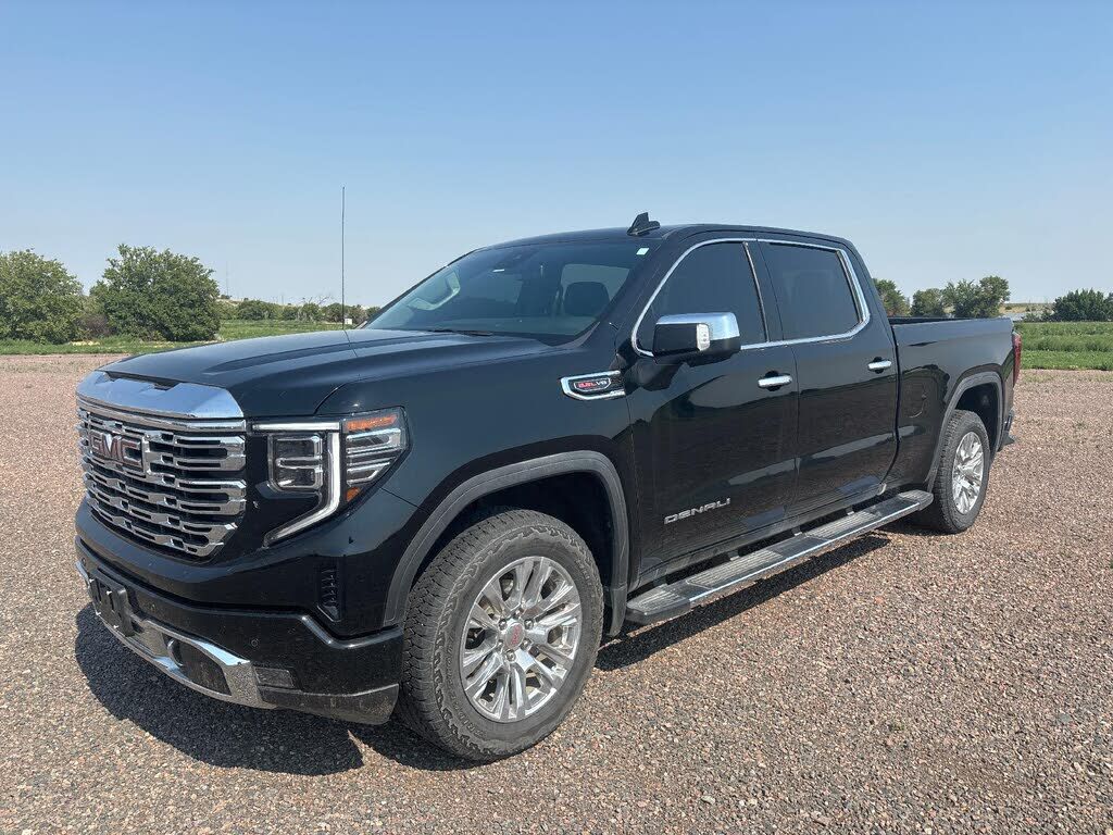 2022 GMC Sierra