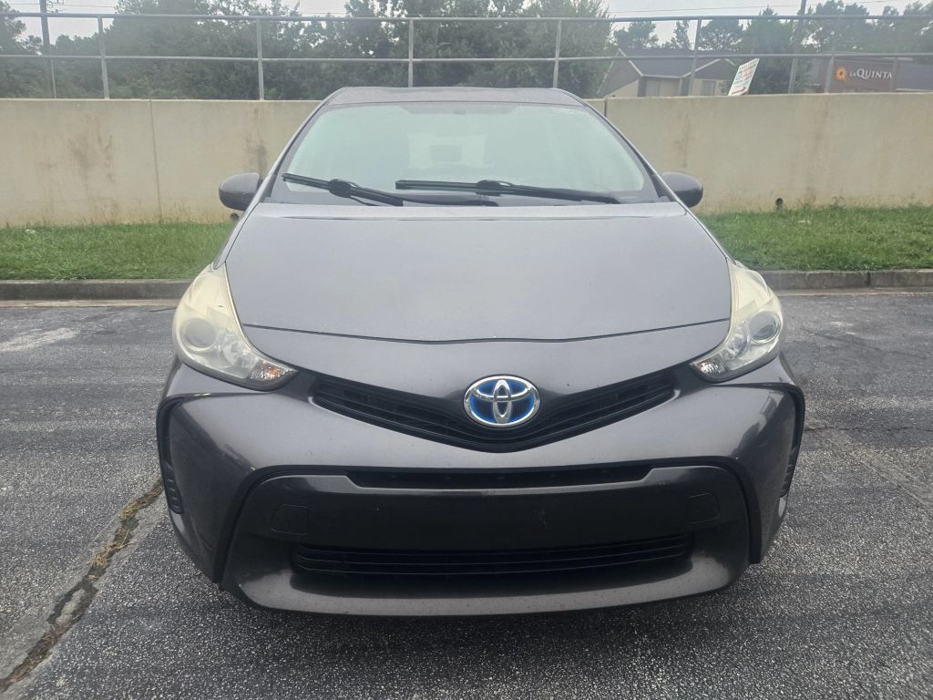 Toyota Prius V