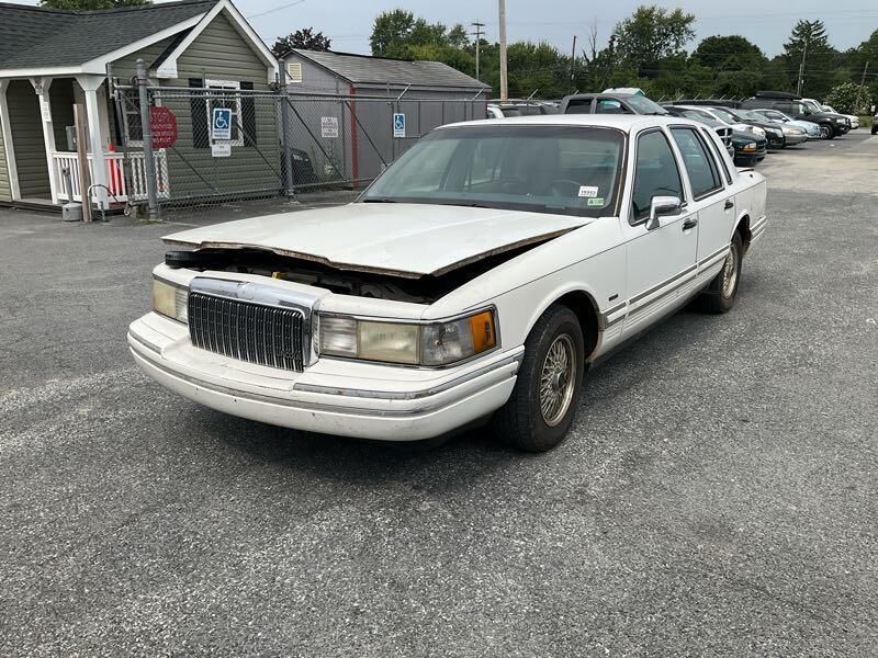 Lincoln Town Car