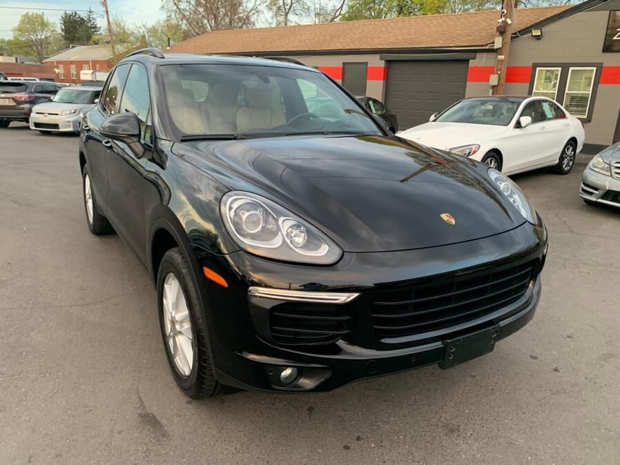 2016 PORSCHE Cayenne