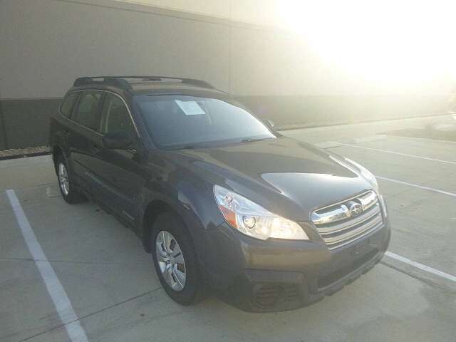 2013 SUBARU Outback