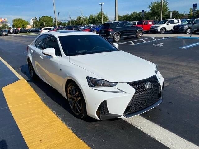 2019 Lexus IS