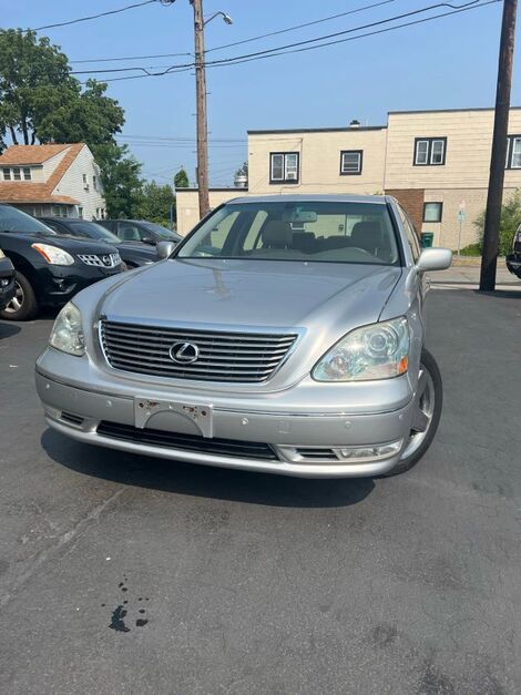 Lexus LS