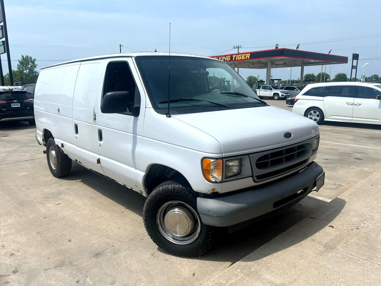 2002 FORD E-250