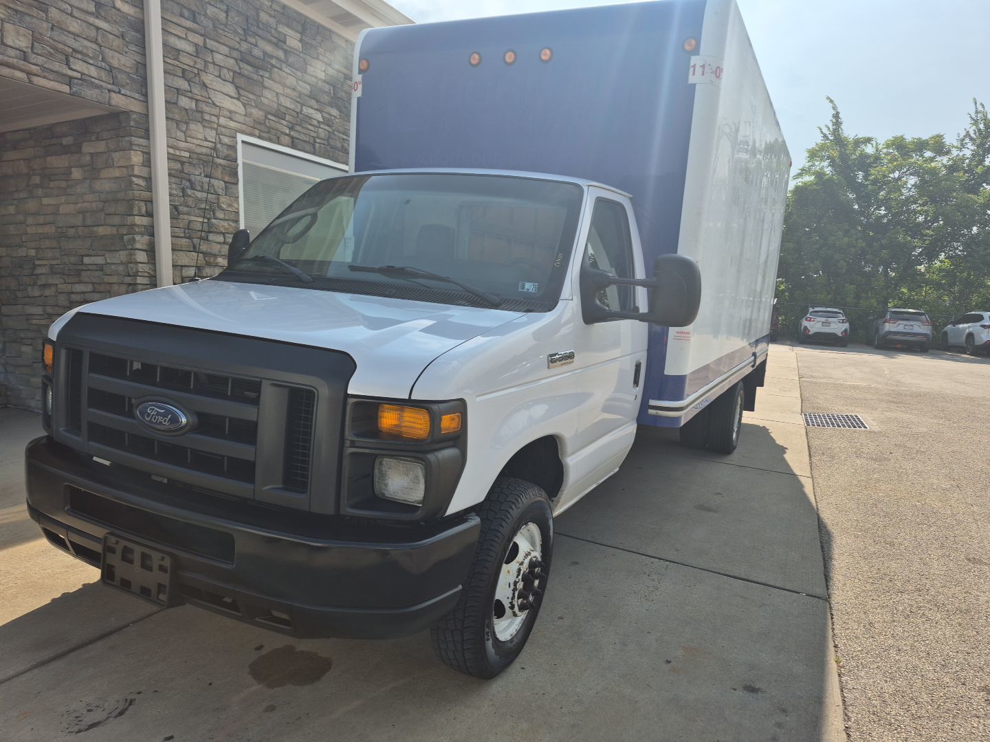 Ford E-350