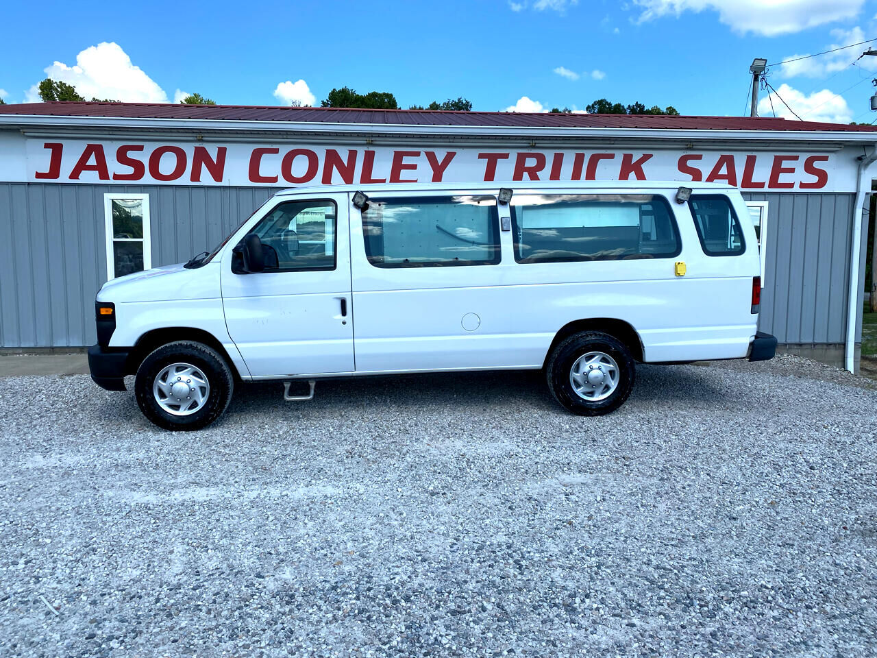 2012 FORD E-350