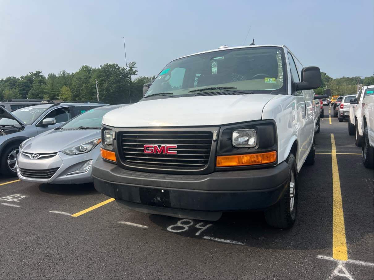 GMC Savana