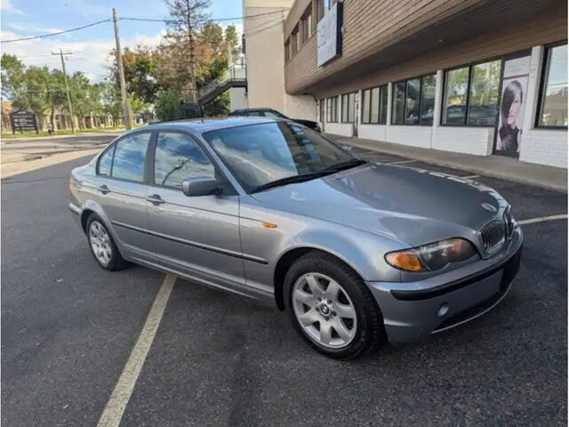BMW 325i