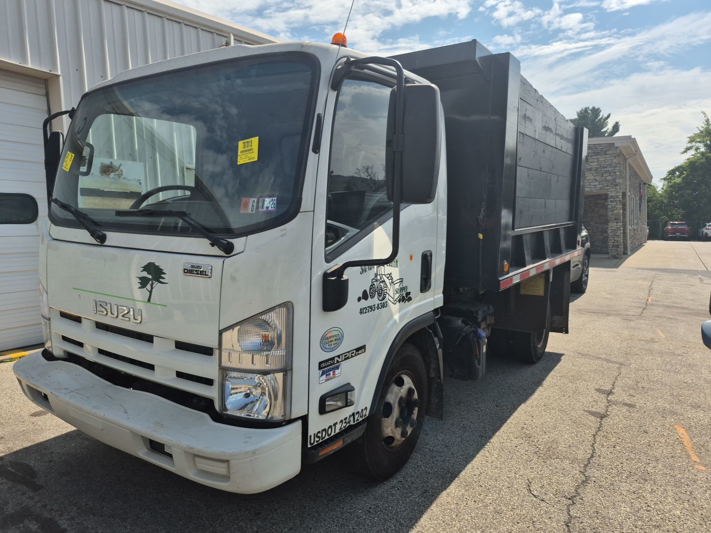 Isuzu NPR/NPR-HD