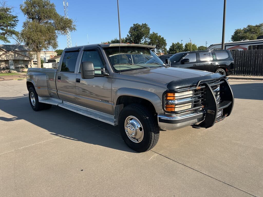 Chevrolet GMT-400