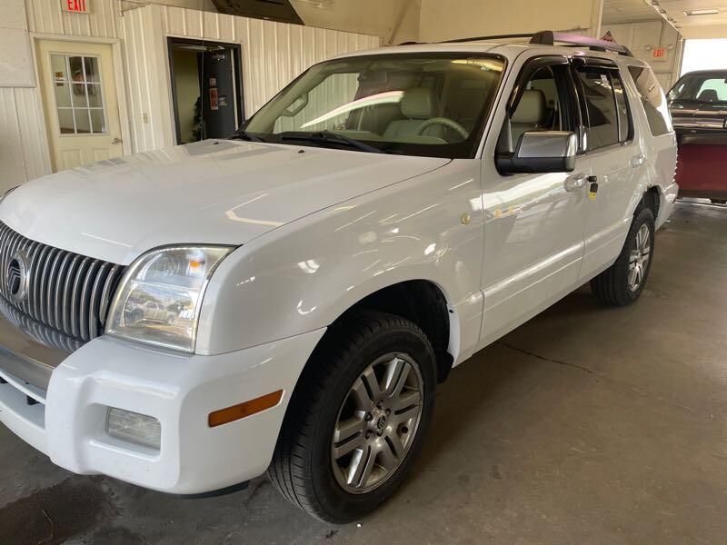 Mercury Mountaineer