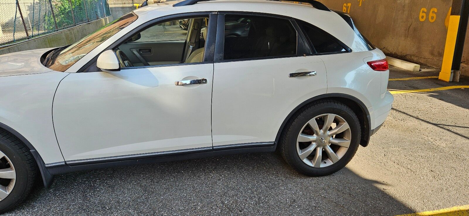 Infiniti FX45