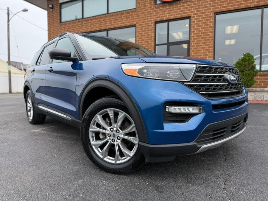 2022 FORD Explorer