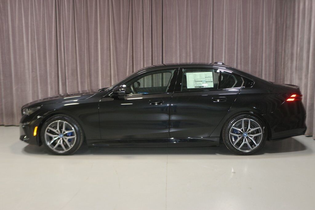 2025 BMW i5