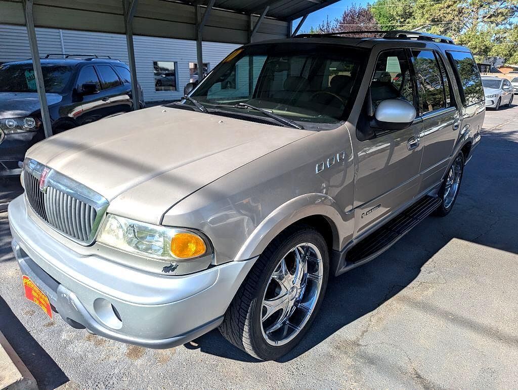 Lincoln Navigator