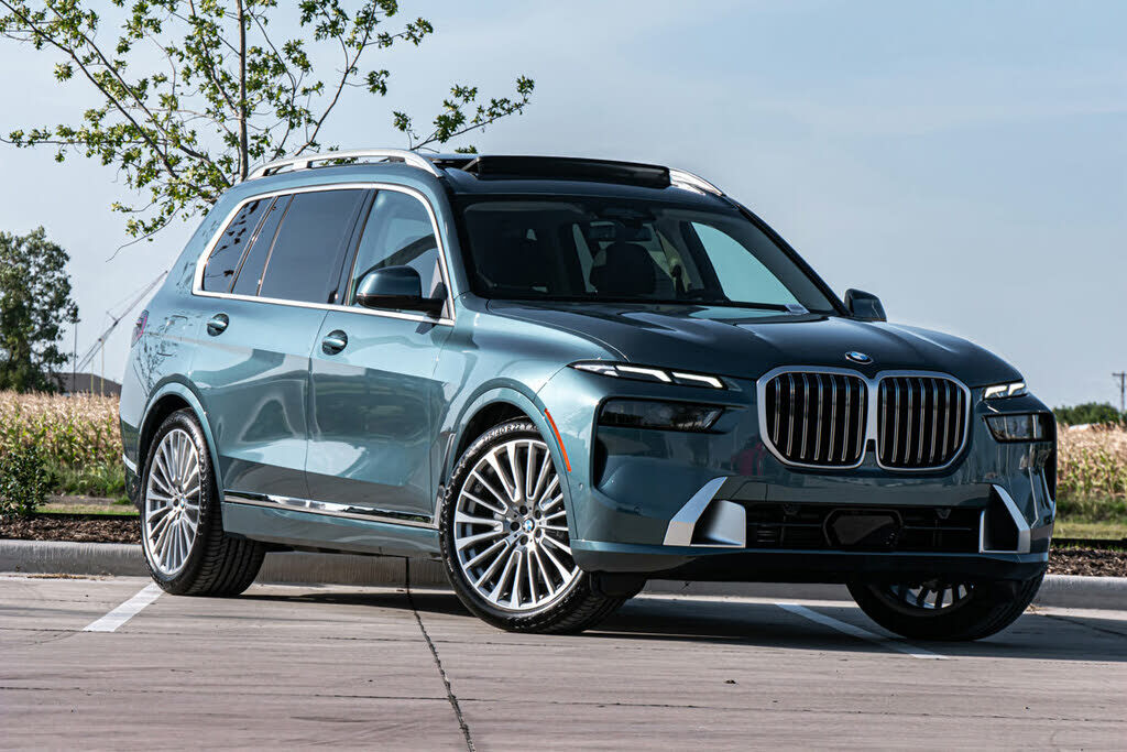 2025 BMW X7