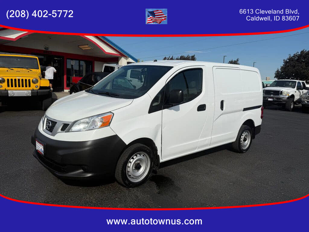 Nissan NV200