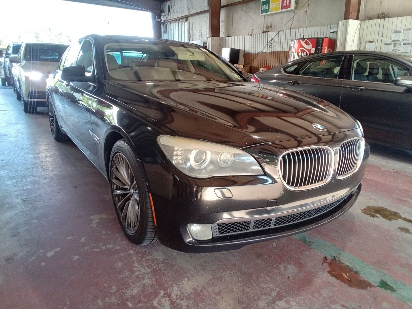 BMW 740i